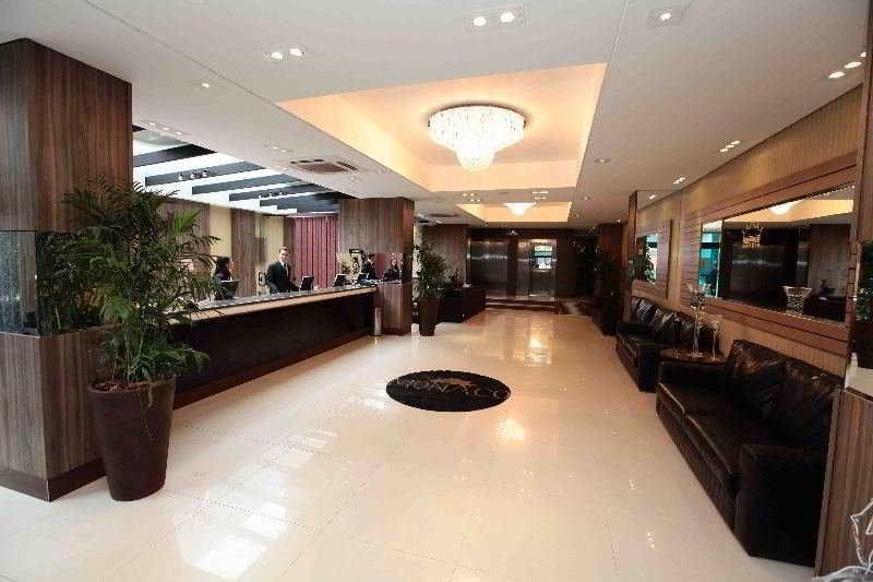 Summit Hotel Monaco Гуарульюс Екстер'єр фото