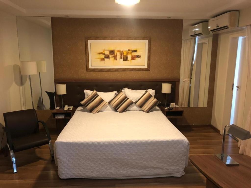 Summit Hotel Monaco Гуарульюс Екстер'єр фото